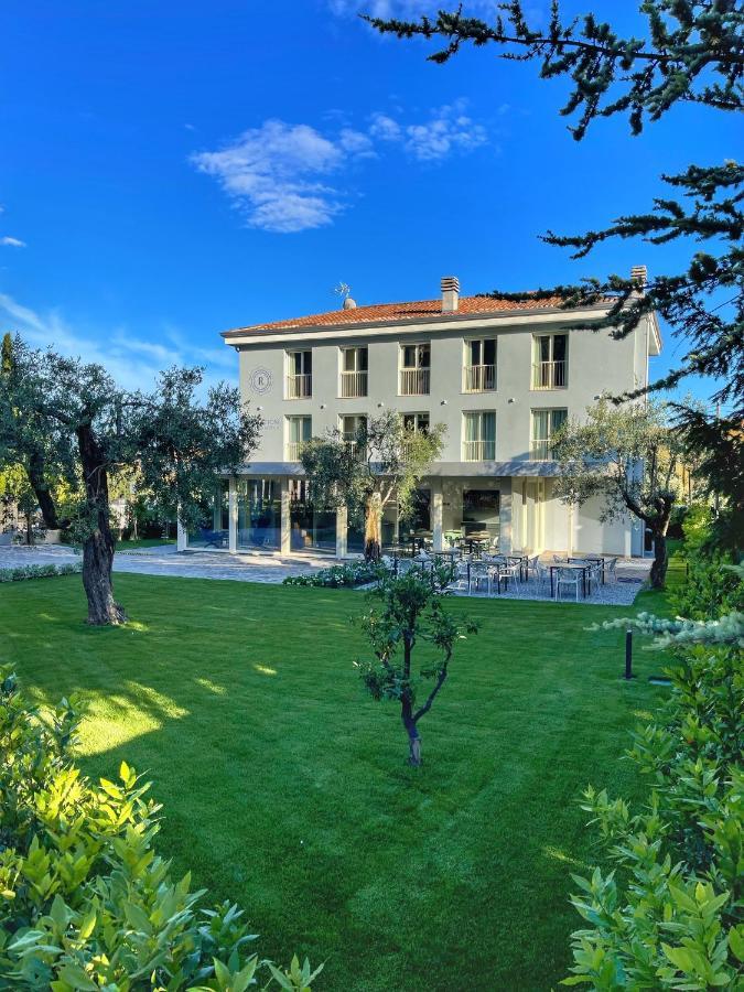 Reflection Boutique Hotels Toscolano Maderno Bagian luar foto